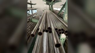 কপার-নিকেল পাইপ: সামুদ্রিক সিস্টেমের জন্য উচ্চতর সমুদ্রের জলের জারা প্রতিরোধের।